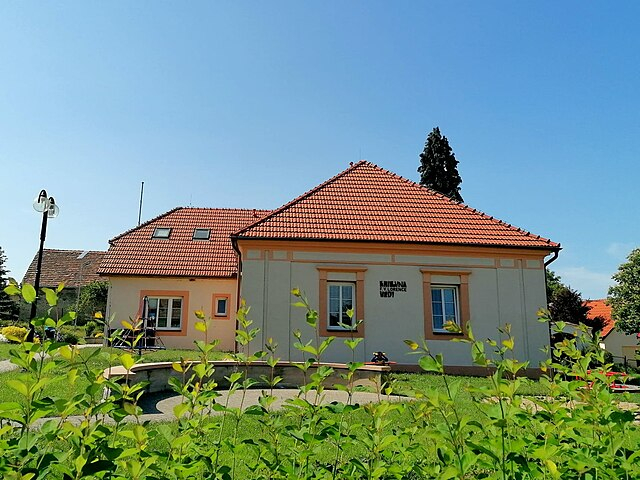 V pondělí 31. 8. 2026 - knihovna uzavřena (dovolená)