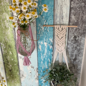 Závěs na květinu // macramé workshop